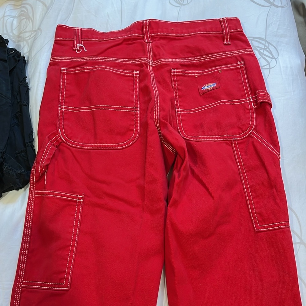 red dickies pants